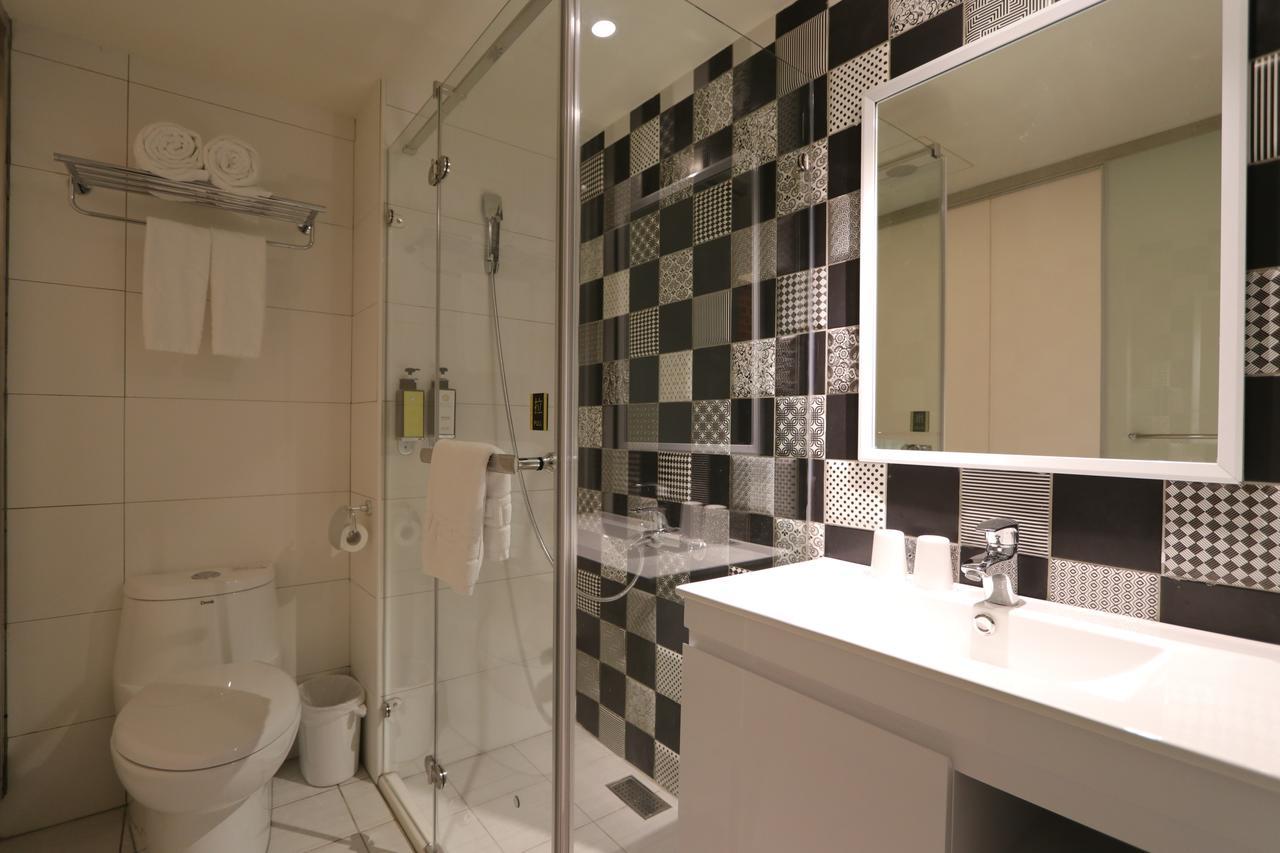 Flora Inn Đài Nam Ngoại thất bức ảnh
